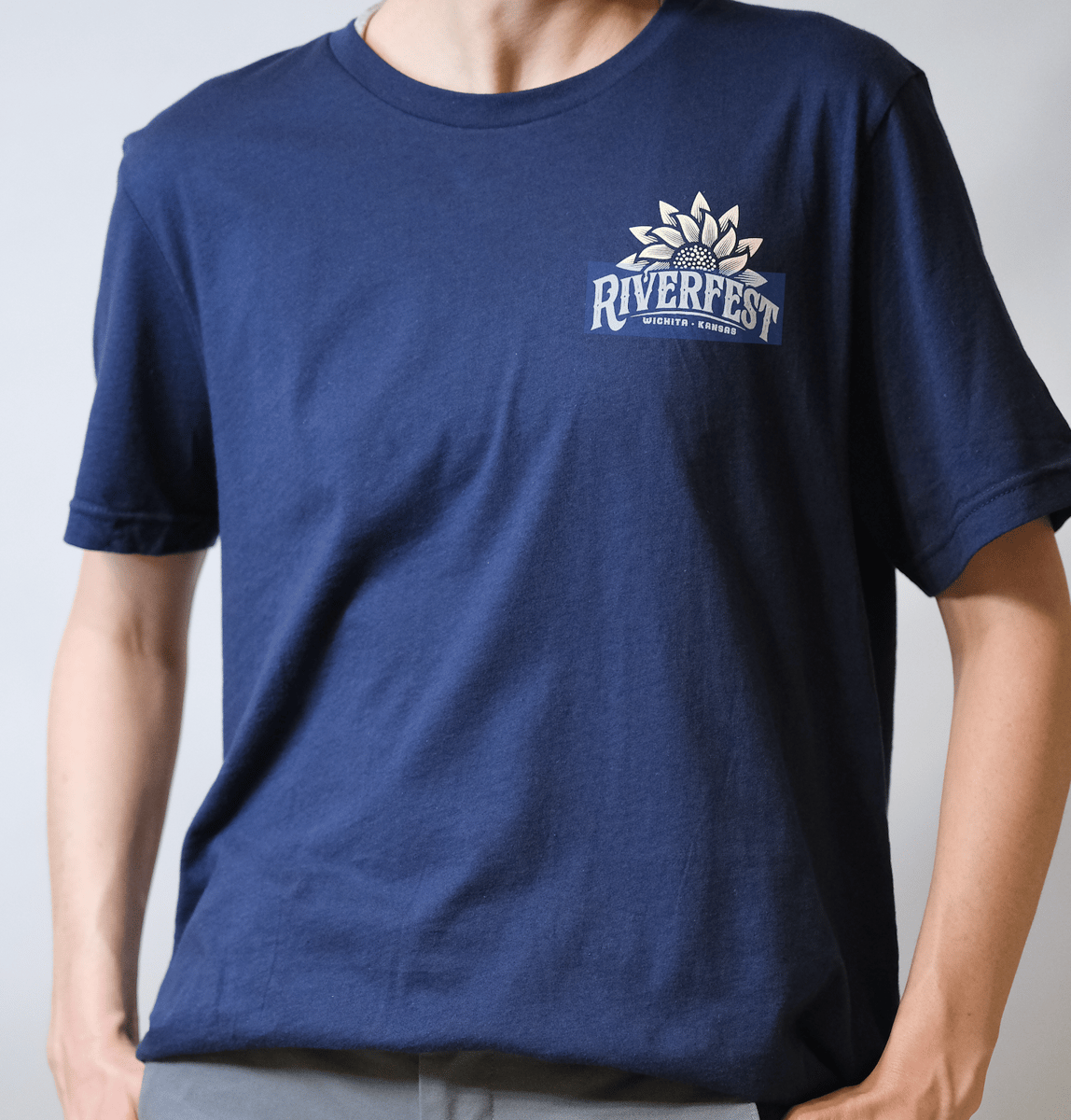 Admiral 2025SSネイビー Tシャツ Sサイズ Official 2025 Poster T-Shirt Adult Navy (S - 5XL) | Wichita